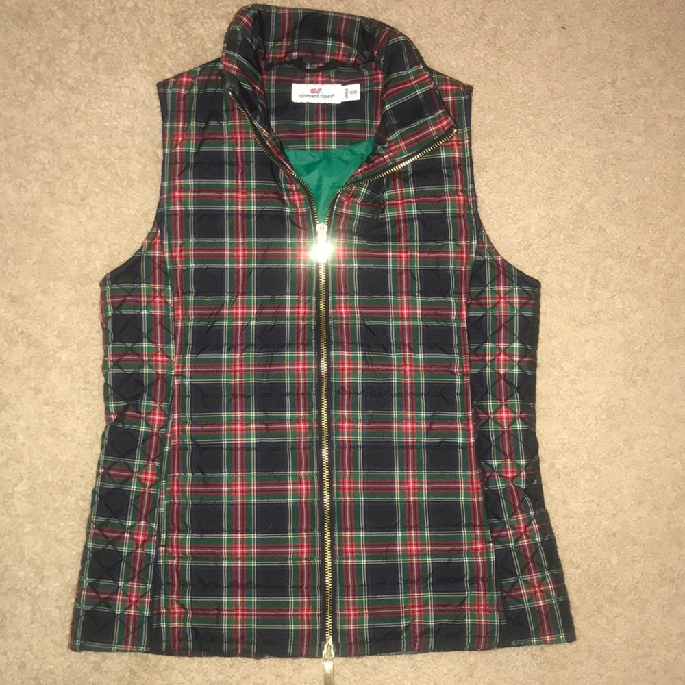 Vineyard vines vest